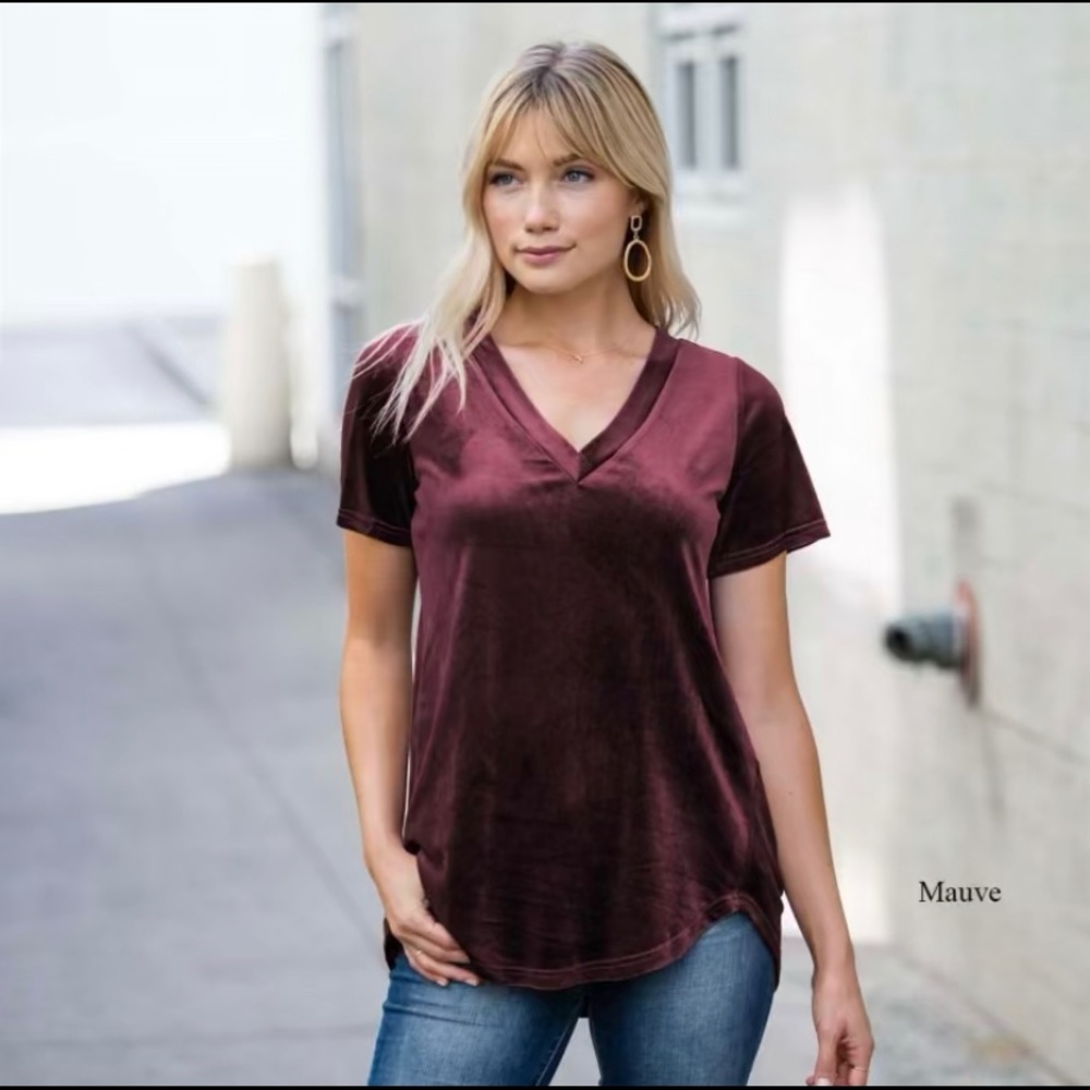 Women’s Relaxed Fit Velvet Top